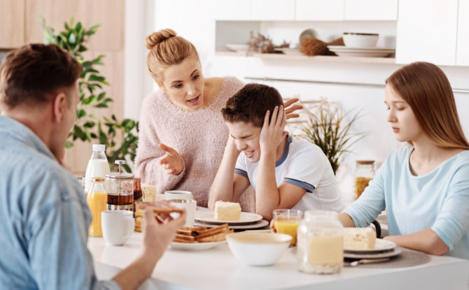 3 Signs Your Family Fighting is Out of Control – Courtney Clark